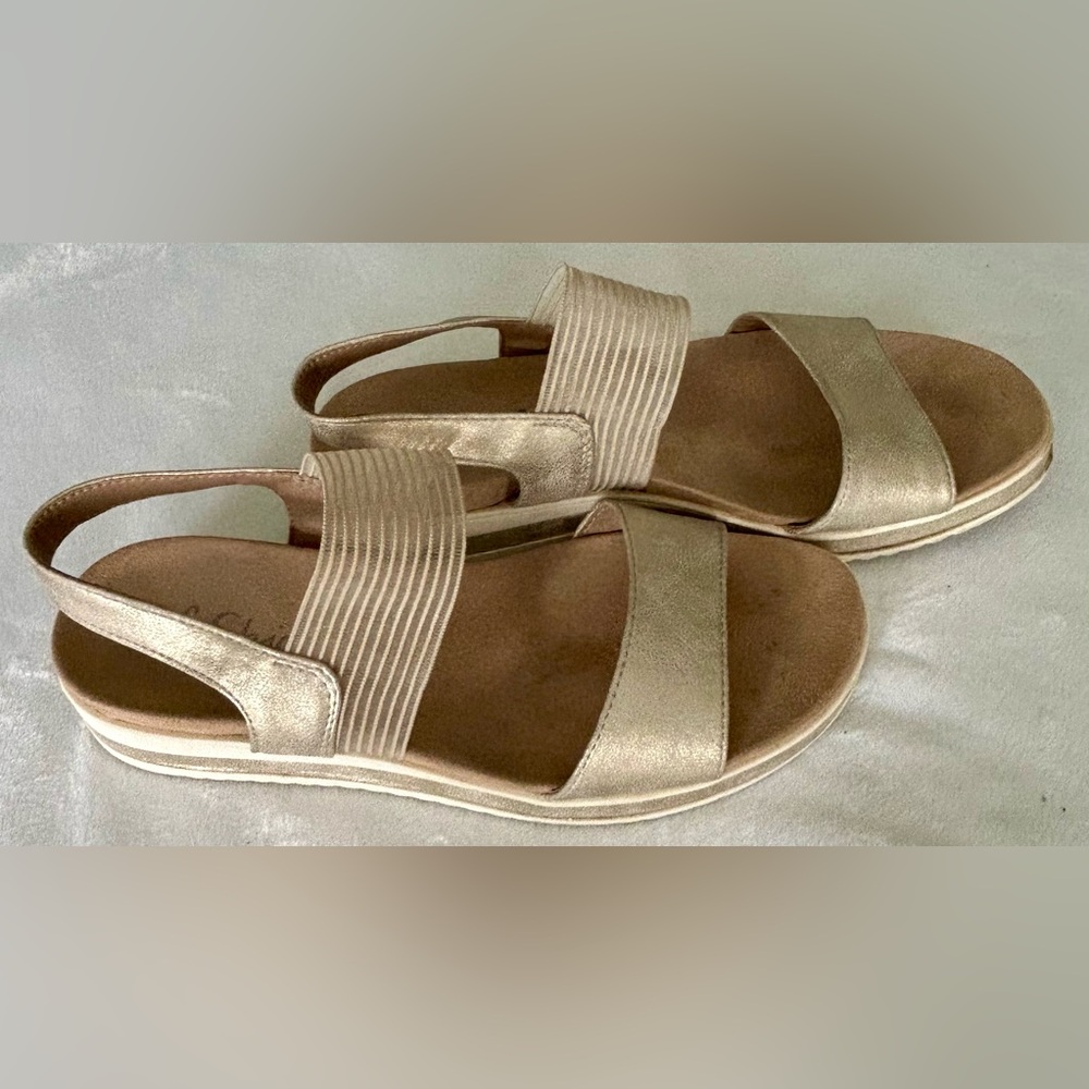 Life Stride Women's Champagne Gold Sandals